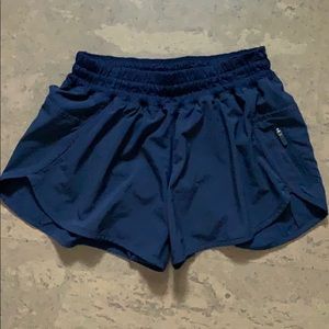 Lululemon tracker short
